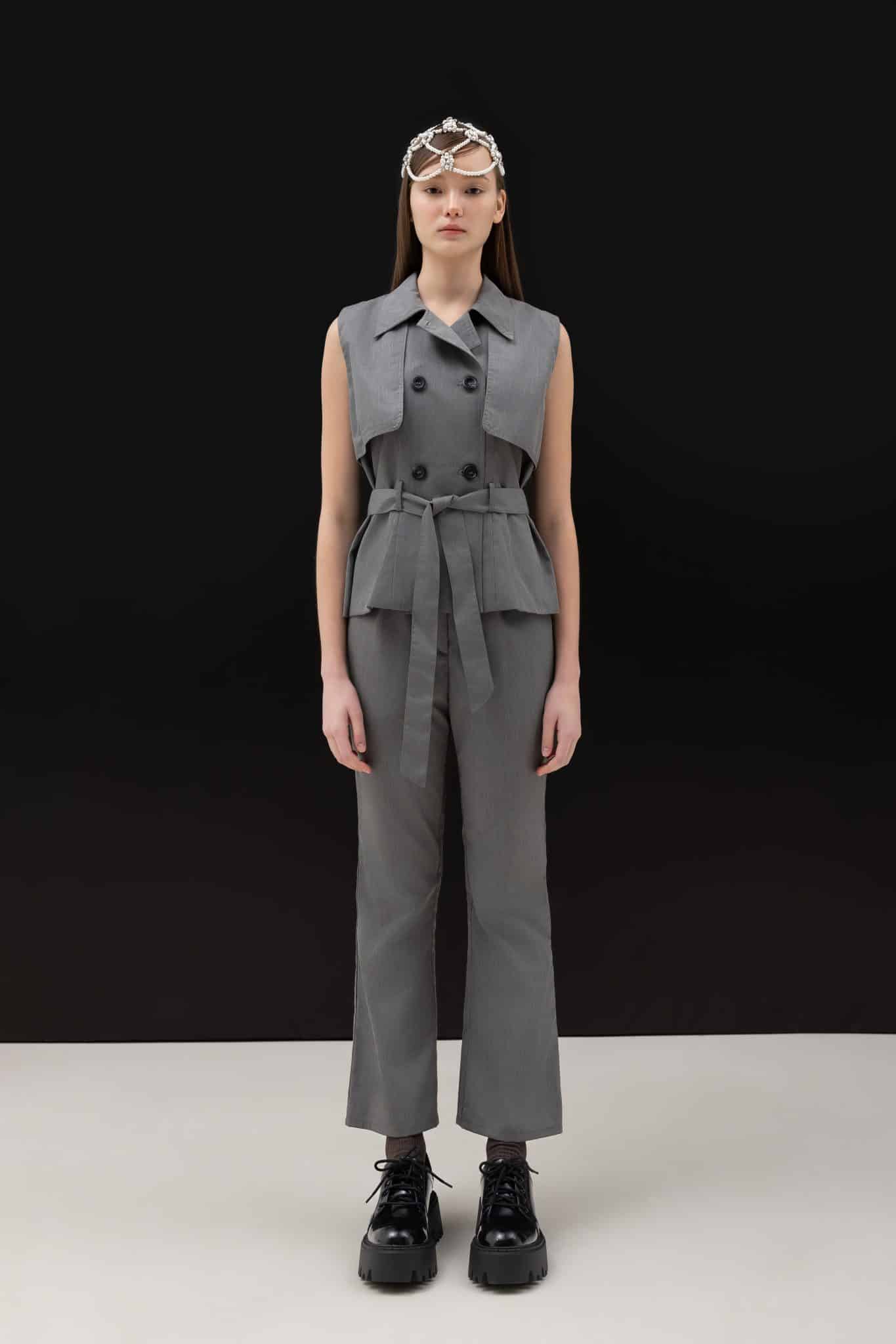 Griffy Trench Vest in Grey